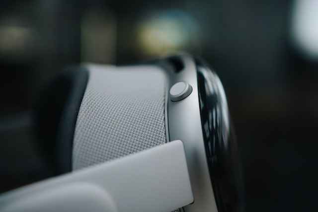 Связь с нами